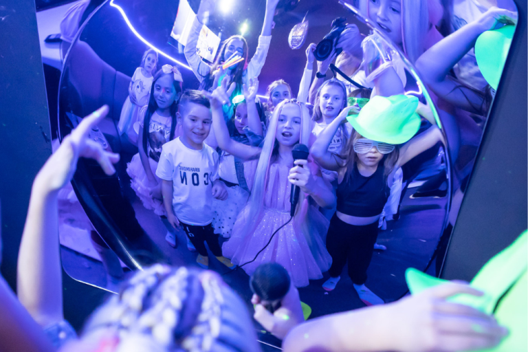 Karaoke rođendan u MiniPolisu